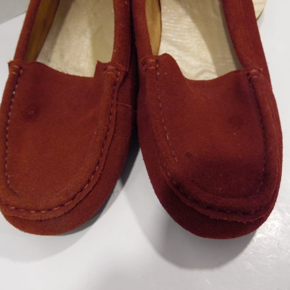Vionic Debbie Suede Loafers Slip-on in Deep Purple/Burgandy Women's Size 11 - Picture 2 of 11